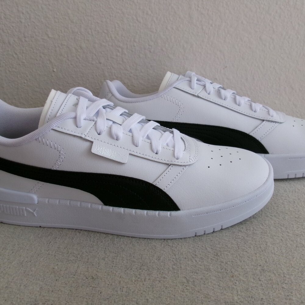 Puma Men's Classic Clasico White Tennis Shoes Sz 9 - New in Box - Picture 3 of 8